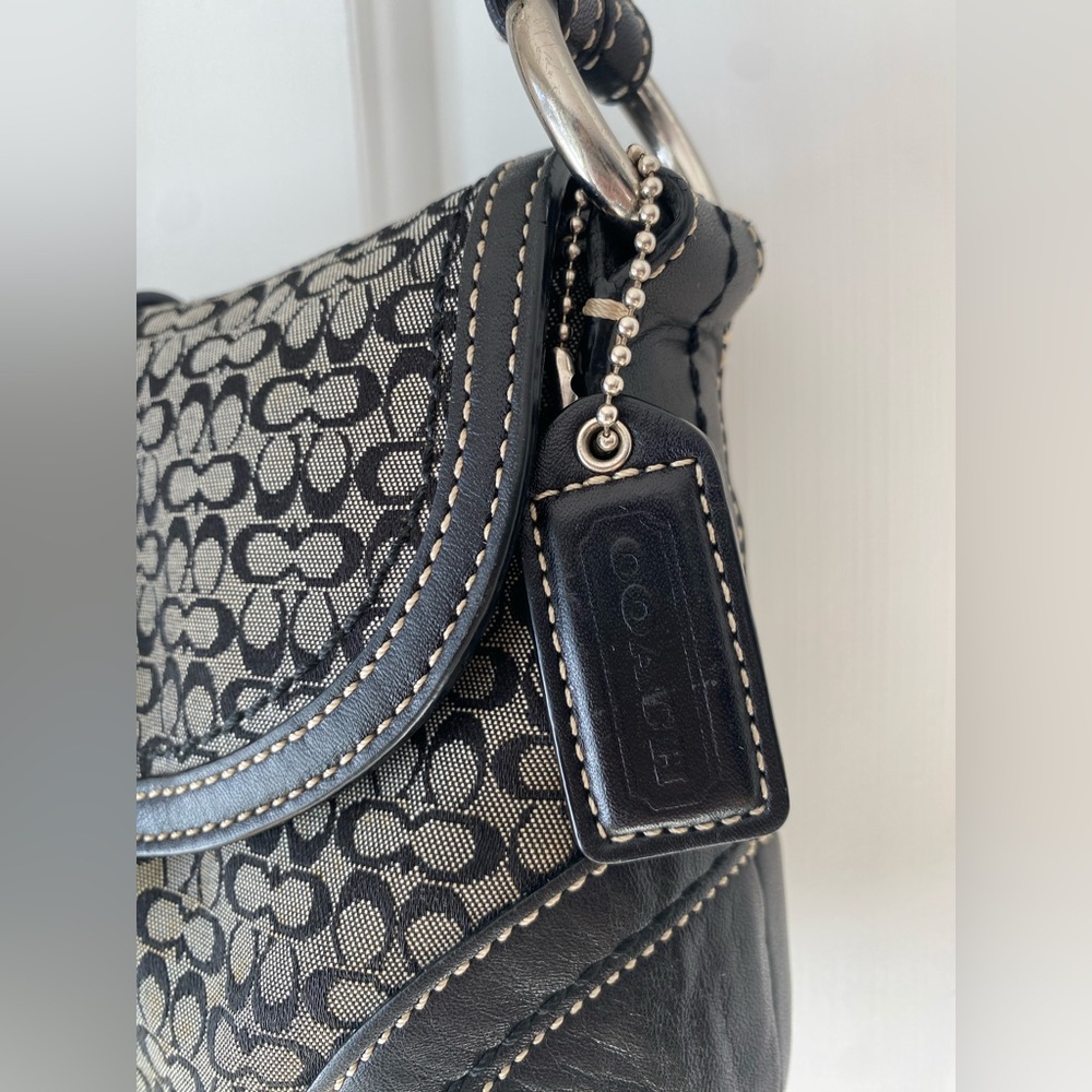 Vintage Y2K COACH Soho Signature C Black Jacquard & Leather Shoulder Bag π€ - Picture 3 of 16
